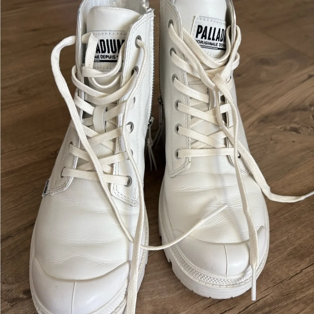 Palladium Boots White - Picture 2 of 3